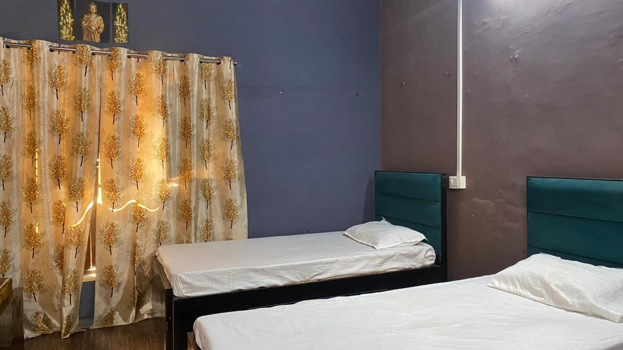 Rudra Home Stay Varanasi Exterior foto